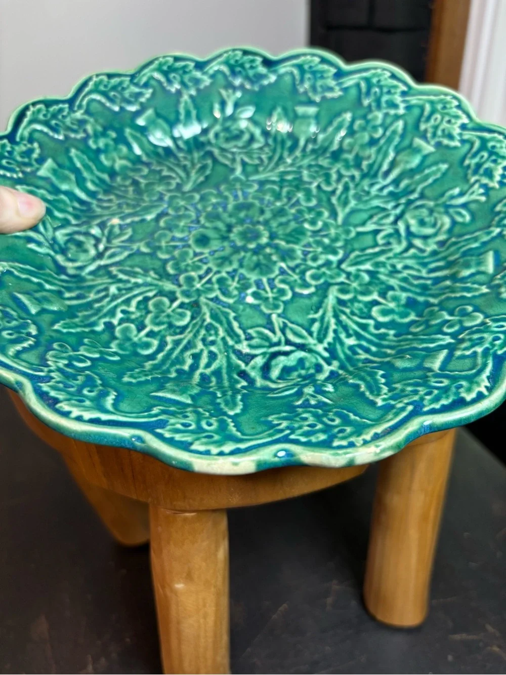 Antique Victorian-era green Majolica Thistles and Clover floral scalloped 1800’s